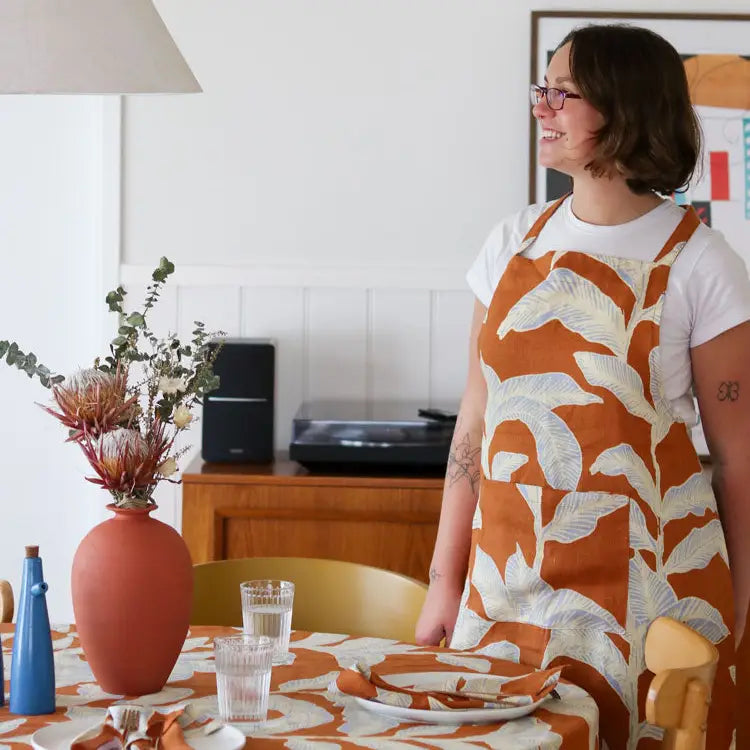 Meridian Coco Apron