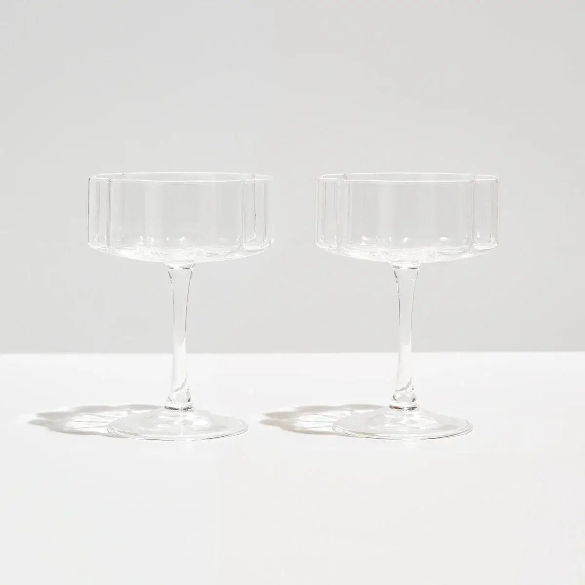 TWO x WAVE COUPE GLASSES - CLEAR