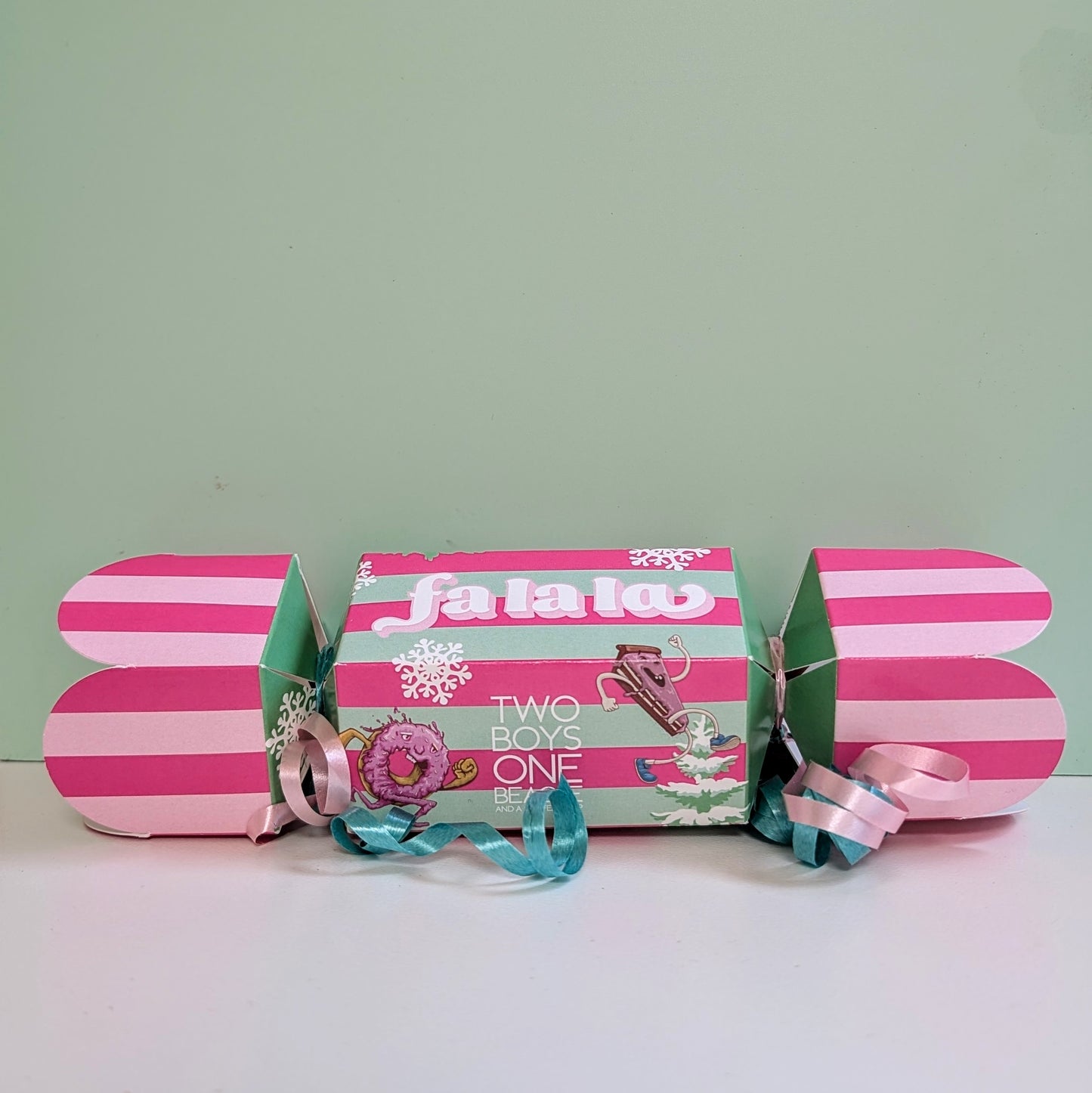 Two Boys Musk Sticks Bonbon