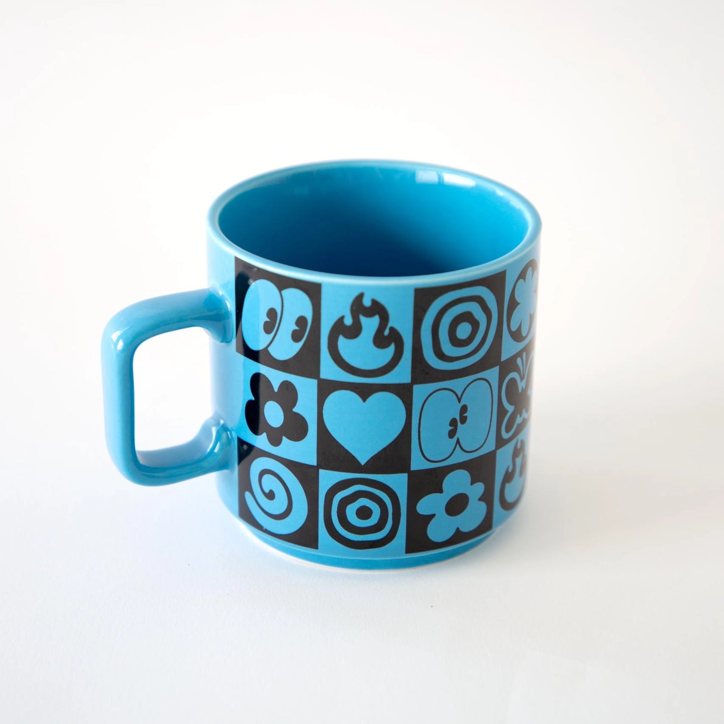Squares Mug x Hattie Stewart