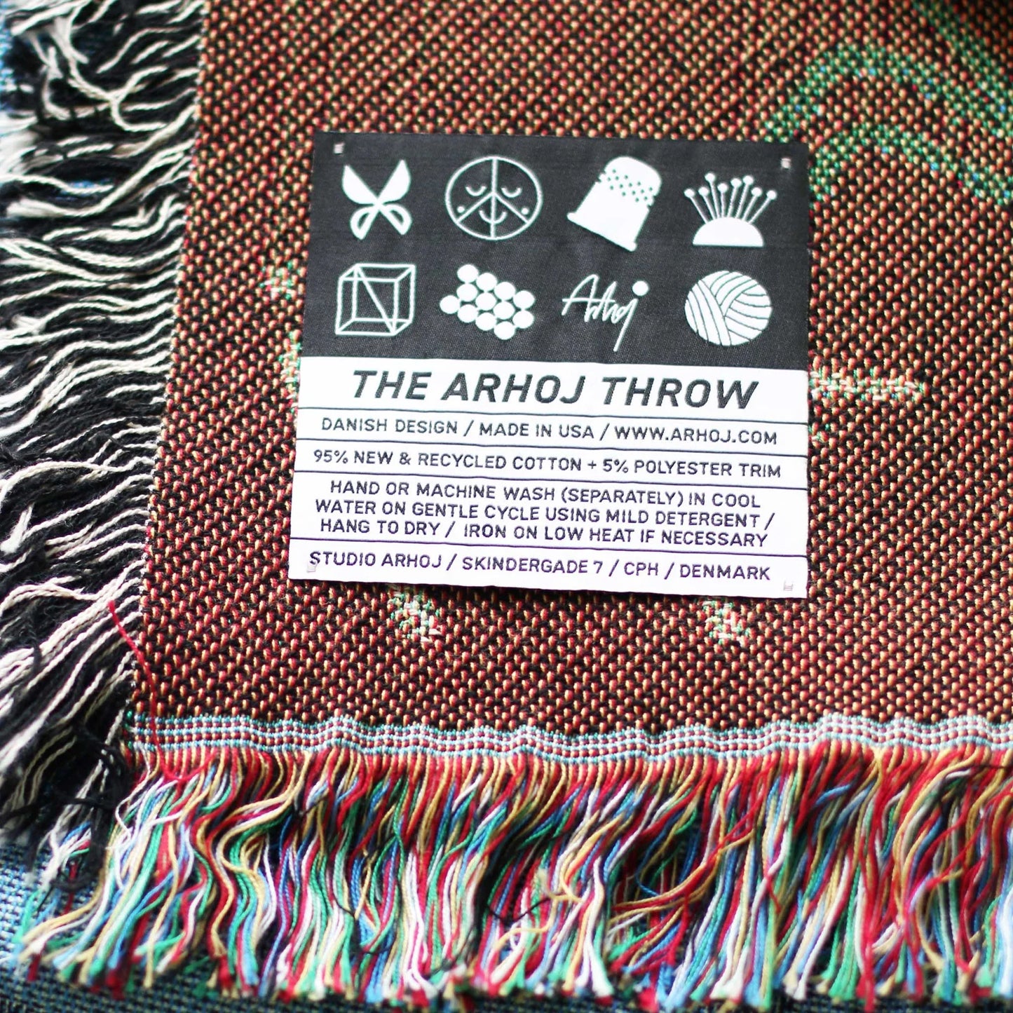 Throw - Cats